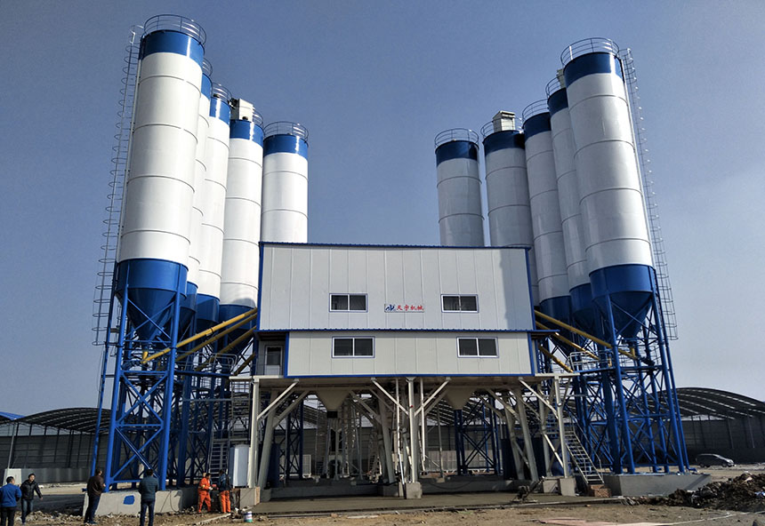 混凝土攪拌站1.jpg 混凝土攪拌站1.jpg